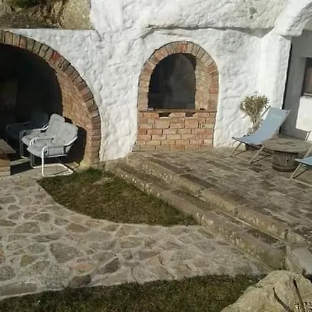 Riolit Barlangszallas Apartment Szomolya