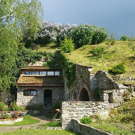 Riolit Barlangszallas Apartment Szomolya