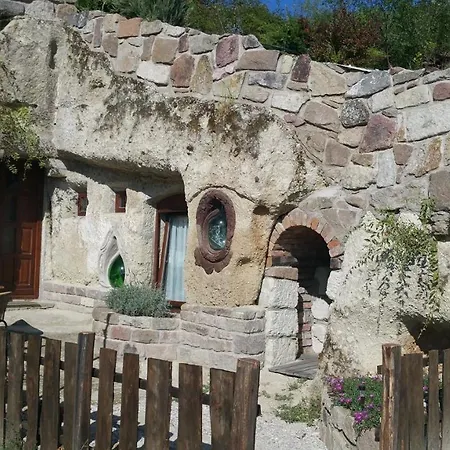 Riolit Barlangszallas Apartment Szomolya