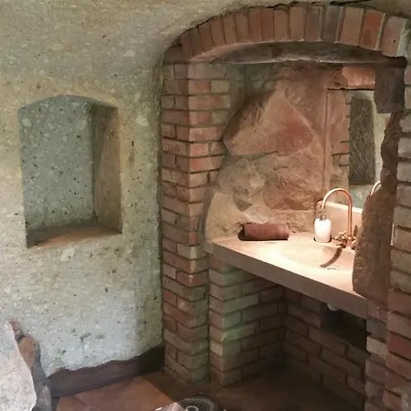 Riolit Barlangszallas Apartment Szomolya