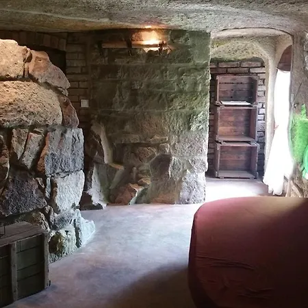 Apartment Riolit Barlangszallas Szomolya