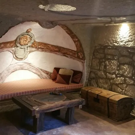 Apartment Riolit Barlangszallas Szomolya