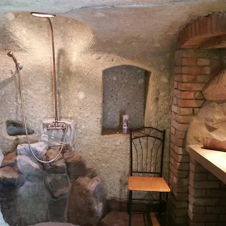 Riolit Barlangszallas Apartment