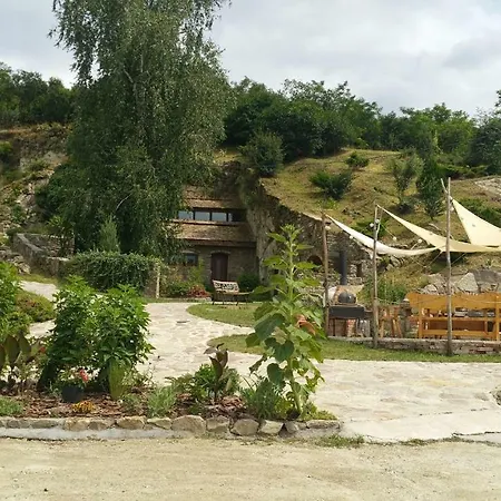 Riolit Barlangszallas Apartment Szomolya